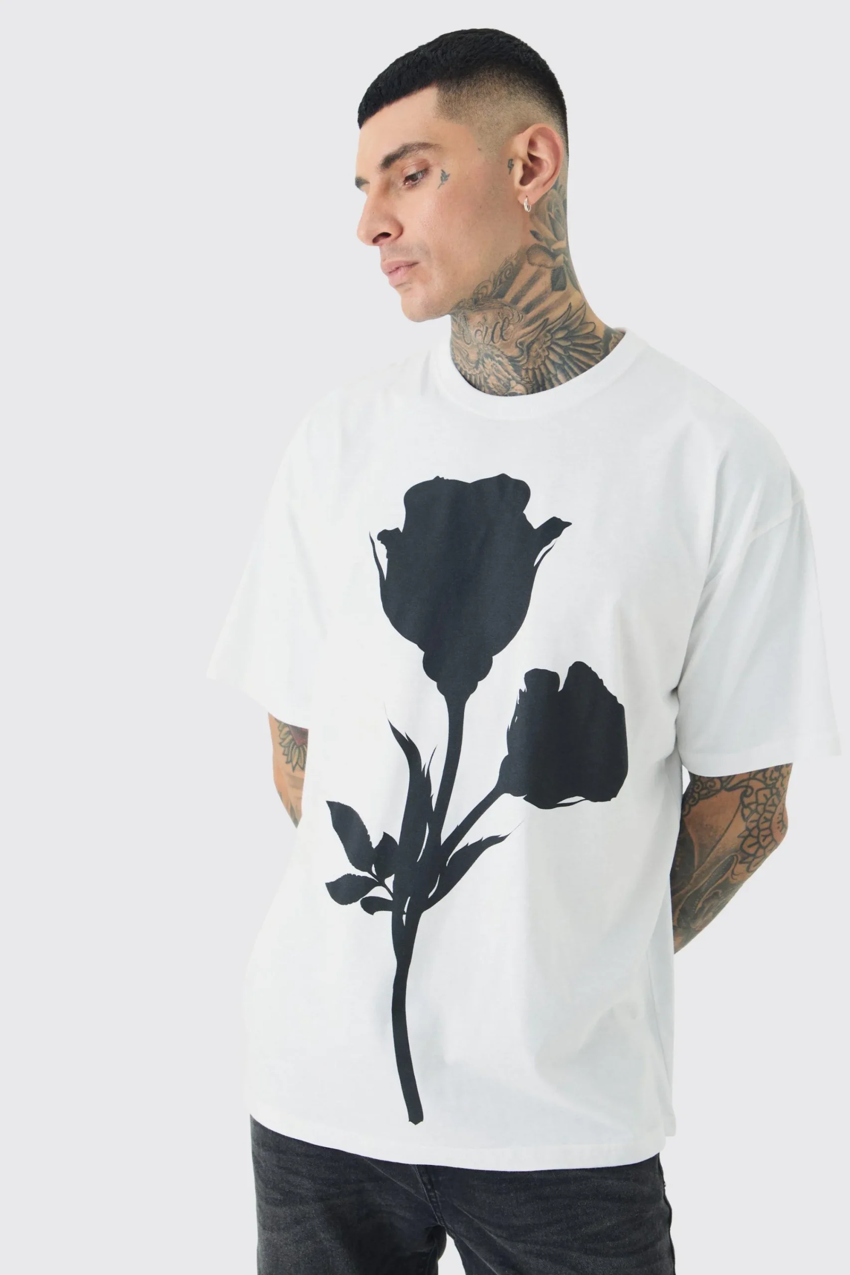 Tall Mono Placement Floral Printed T-shirt In | UK^boohooMAN Sale