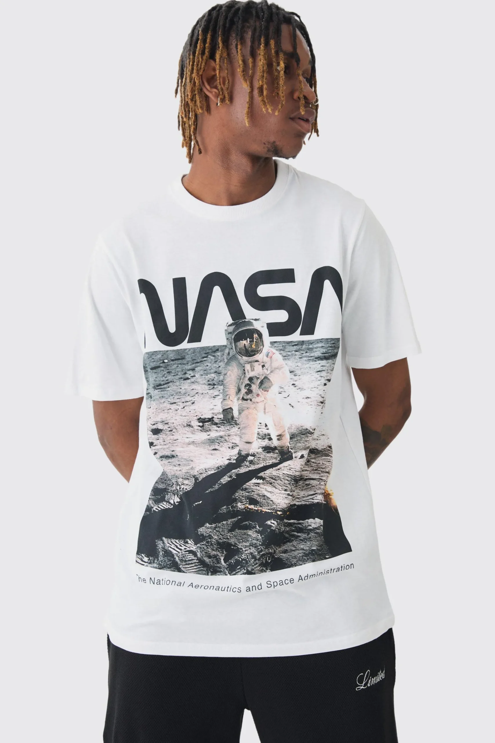 Tall Nasa Printed Licensed T-shirt In | UK^boohooMAN Best