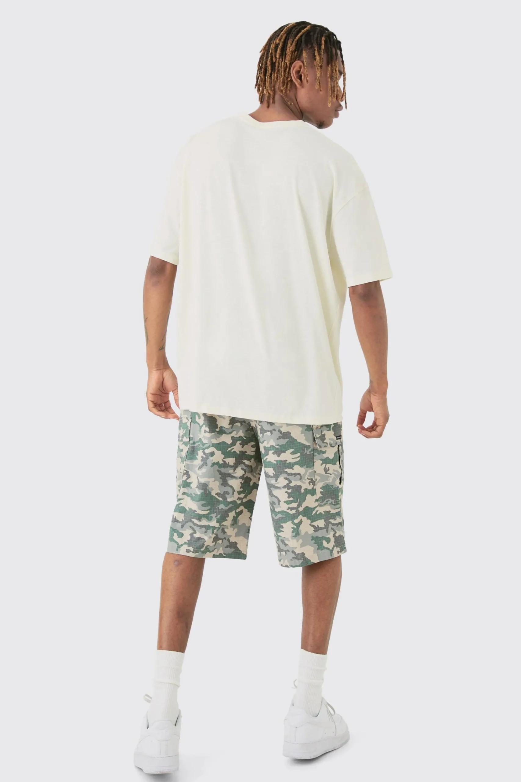 Tall Osaka T-shirt In | UK^boohooMAN Sale