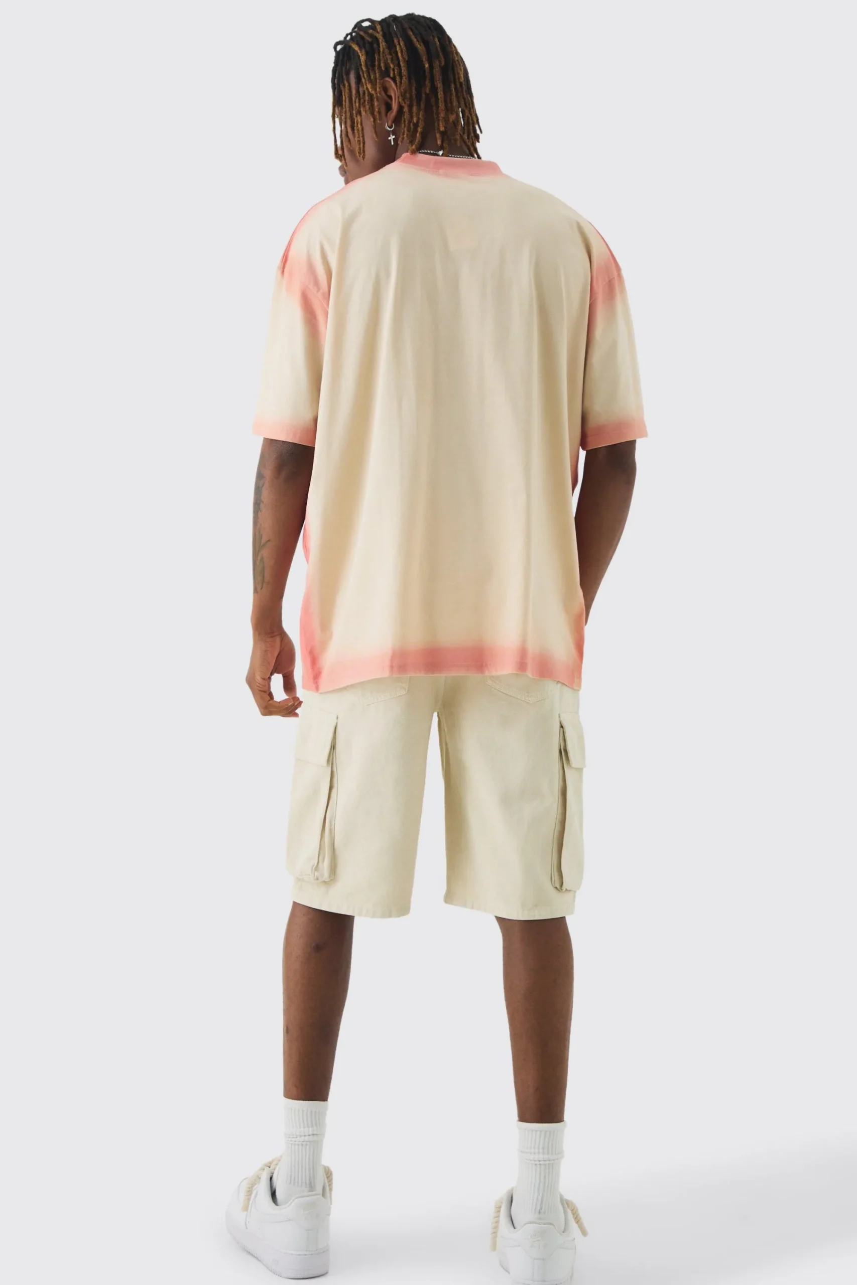 Tall Oversized Extended Neck Spray Wash T-shirt | UK^boohooMAN Sale