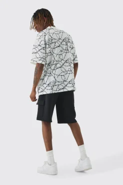 Tall Oversized Extended Neck Barbed Wire Graphic T-shirt | UK^boohooMAN Outlet