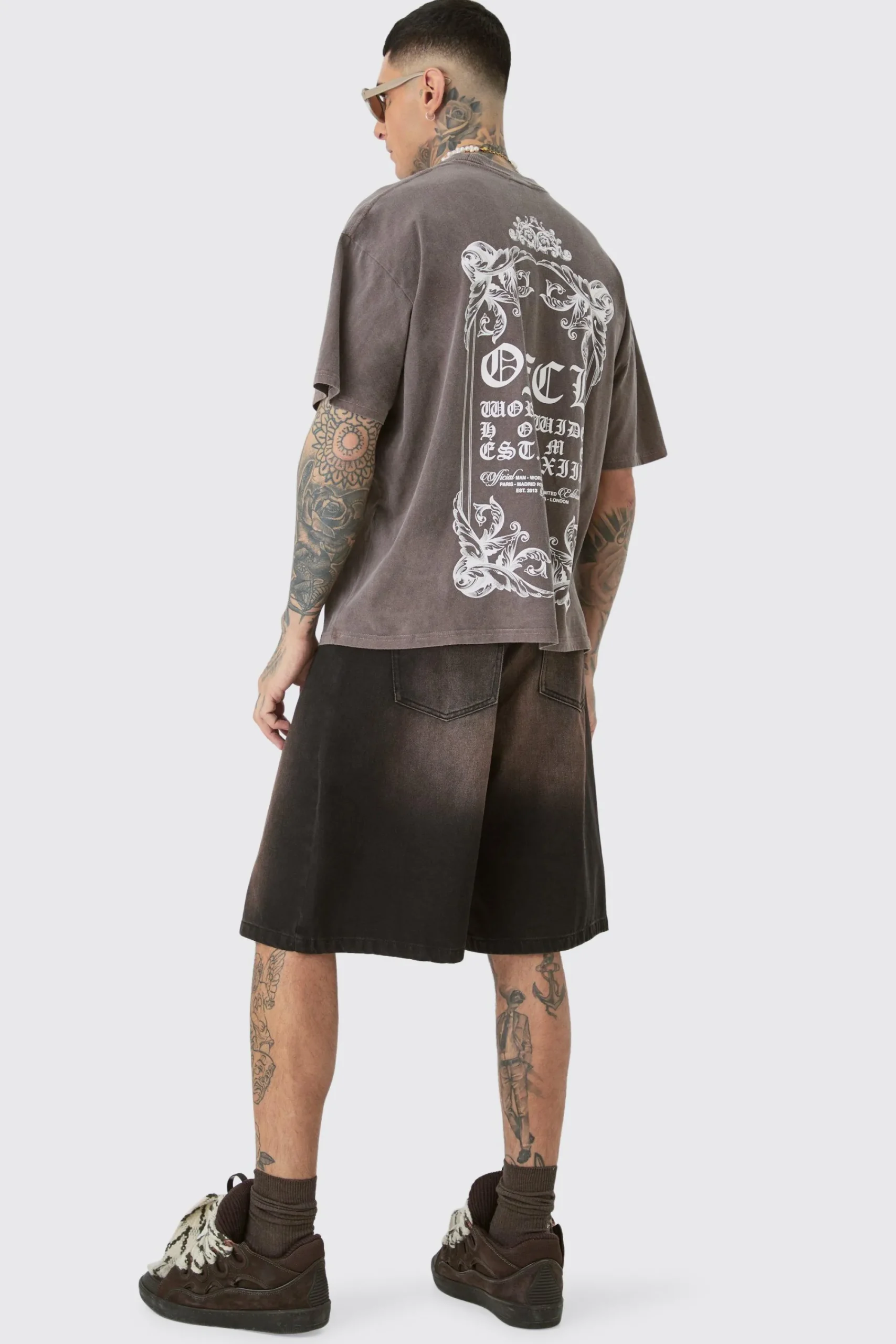 Tall Oversized Extended Neck Washed T-shirt | UK^boohooMAN
