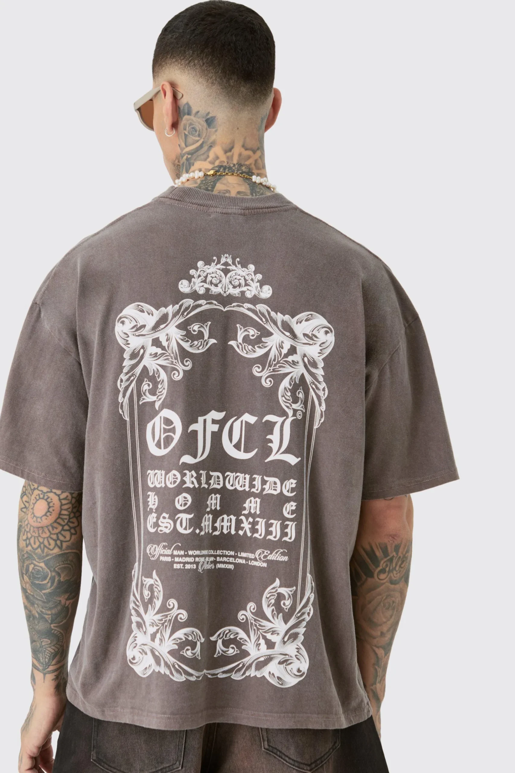 Tall Oversized Extended Neck Washed T-shirt | UK^boohooMAN