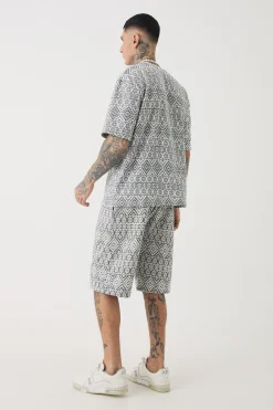 Tall Oversized Jacquard Abstract T-shirt | UK^boohooMAN Best