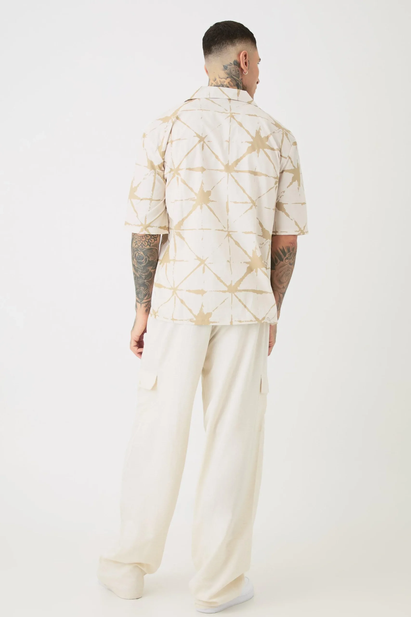 boohooMAN Tall Short Sleeve Drop Revere Abstract Poplin Print Shirt | UK| Shirts