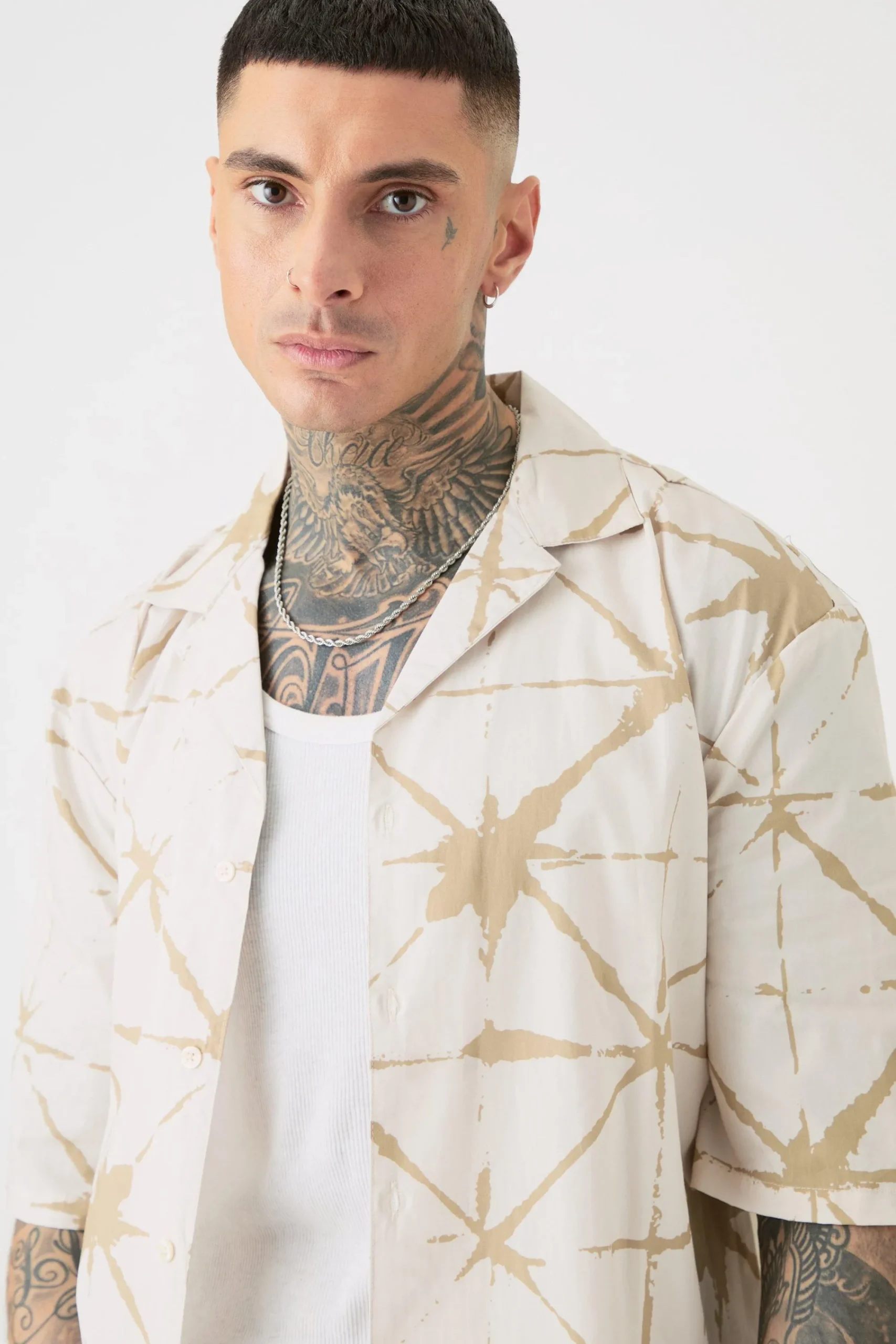 boohooMAN Tall Short Sleeve Drop Revere Abstract Poplin Print Shirt | UK| Shirts