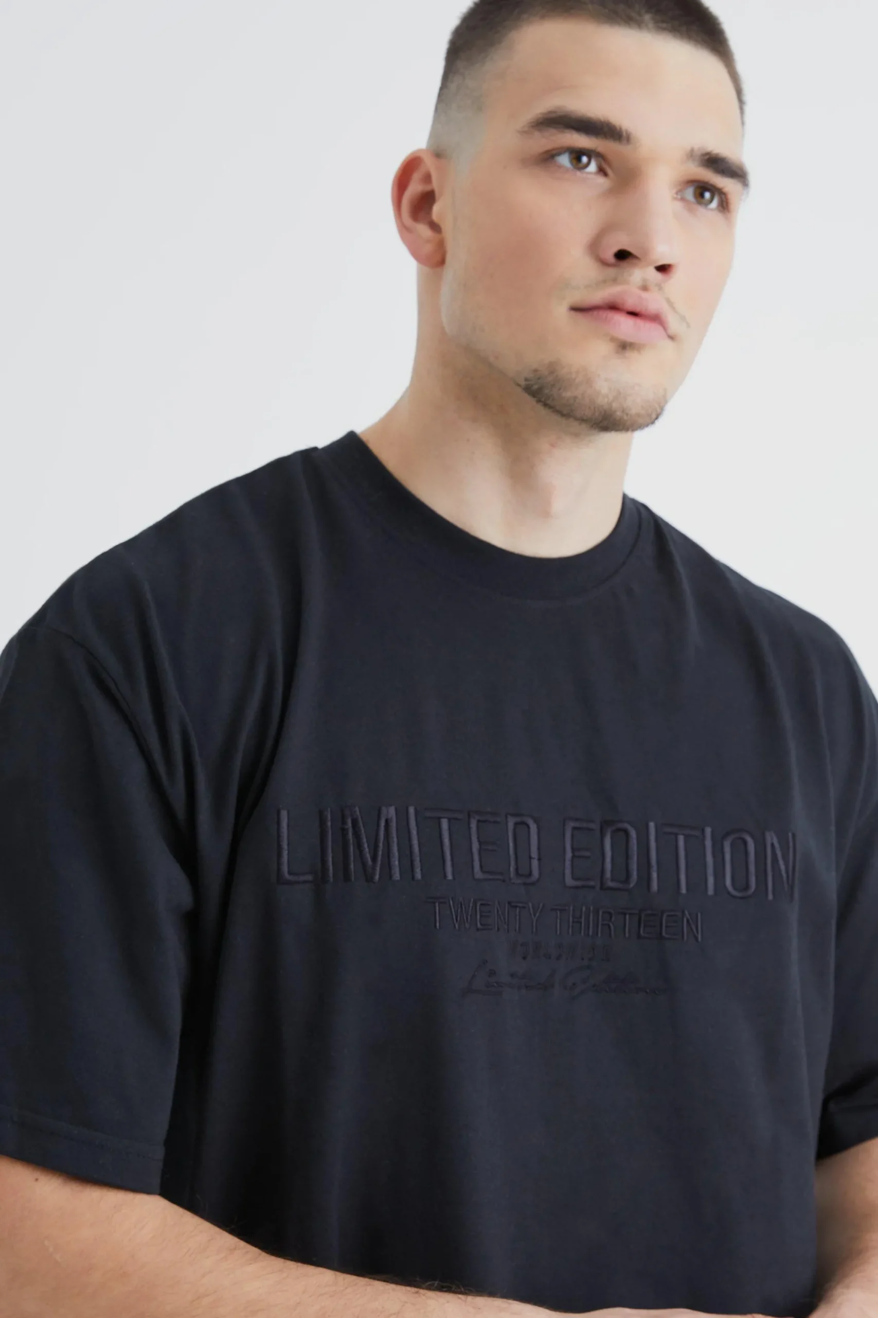Tall Slim Embroidered Limited Edition T-shirt | UK^boohooMAN New