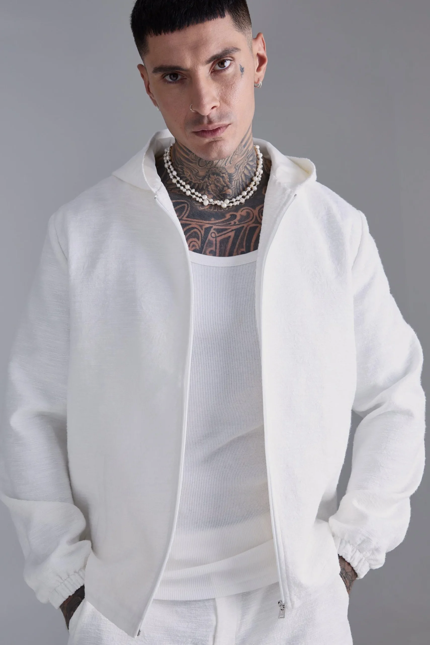 boohooMAN Tall Textured Cotton Jacquard Smart Cargo Shorts | UK| Suits & Tailoring|Shorts