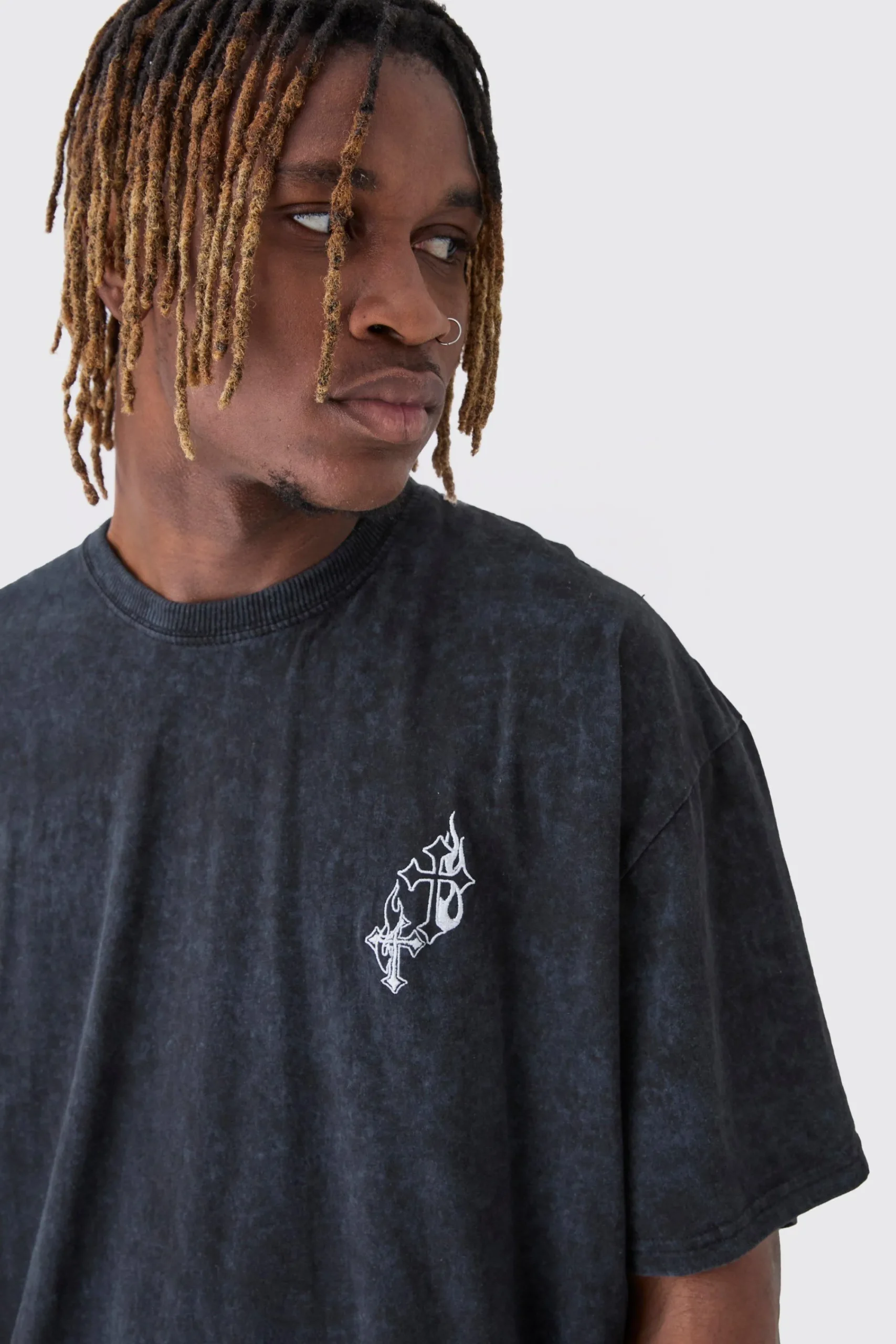Tall Washed Cross Embroidered T-Shirt | UK^boohooMAN Discount
