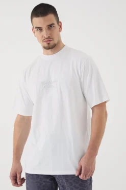 Tall Worldwide Debossed T-shirt In | UK^boohooMAN Discount