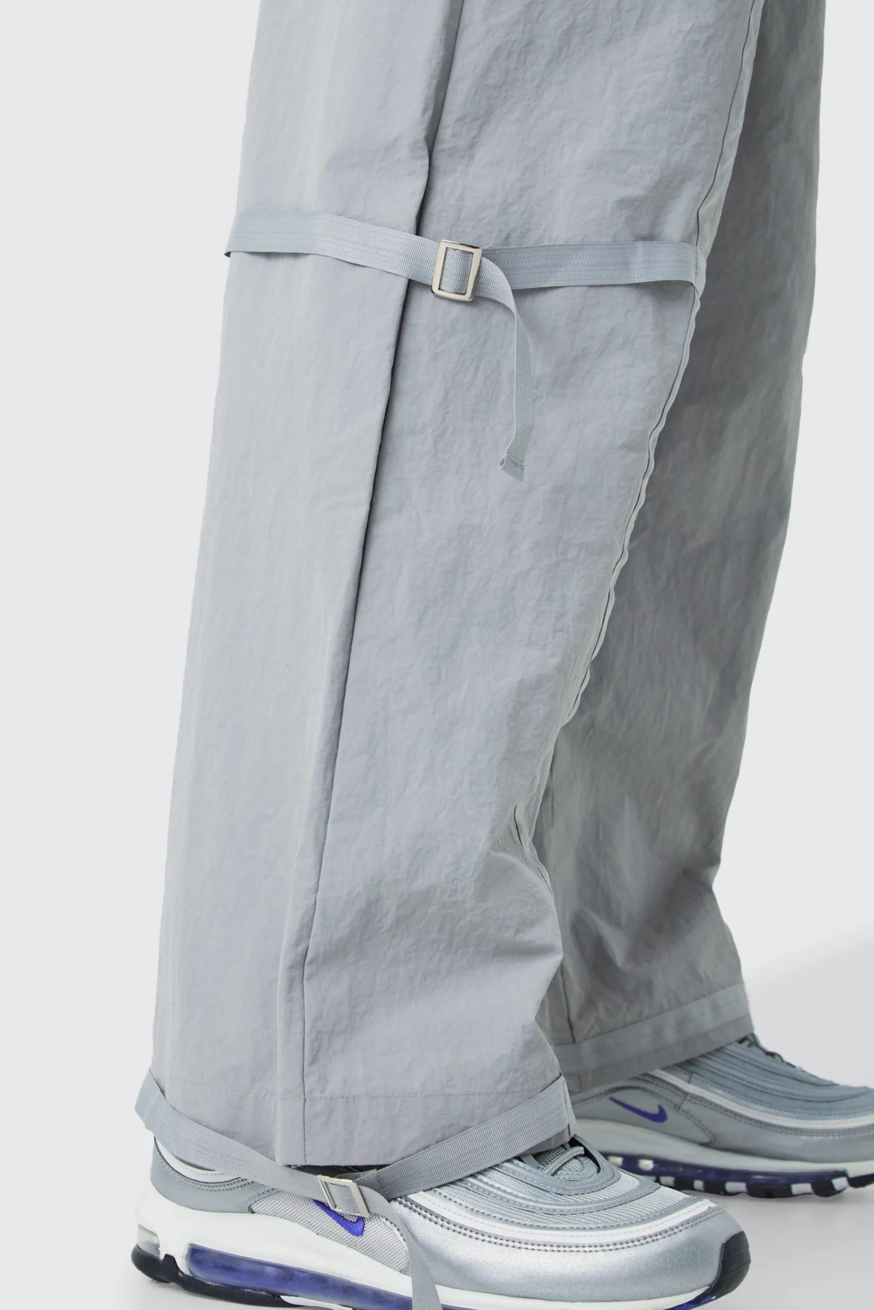 boohooMAN Tape Detail Adjustable Cuff Parachute Pants | UK| Trousers