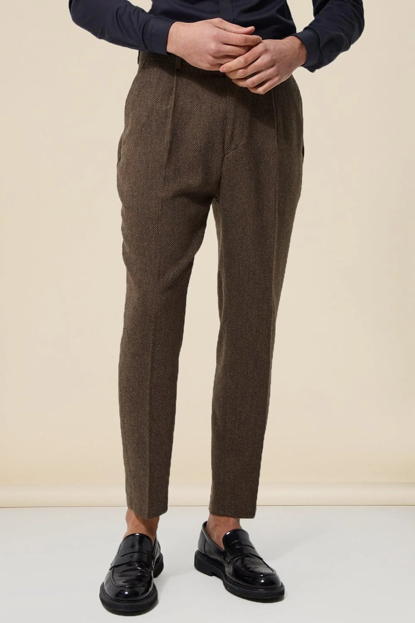 boohooMAN Tapered Fit Herringbone Suit Trousers | UK| Suits & Tailoring|Trousers