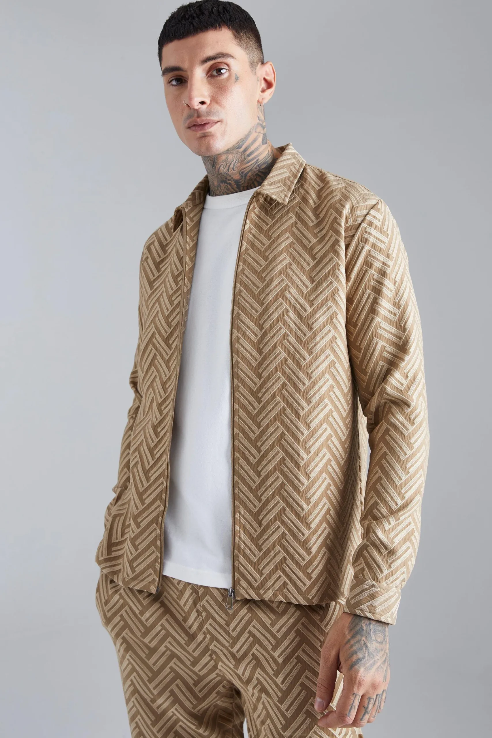boohooMAN Tonal Geo Smart Zip Overshirt | UK| Shirts|Sets & Co-Ords