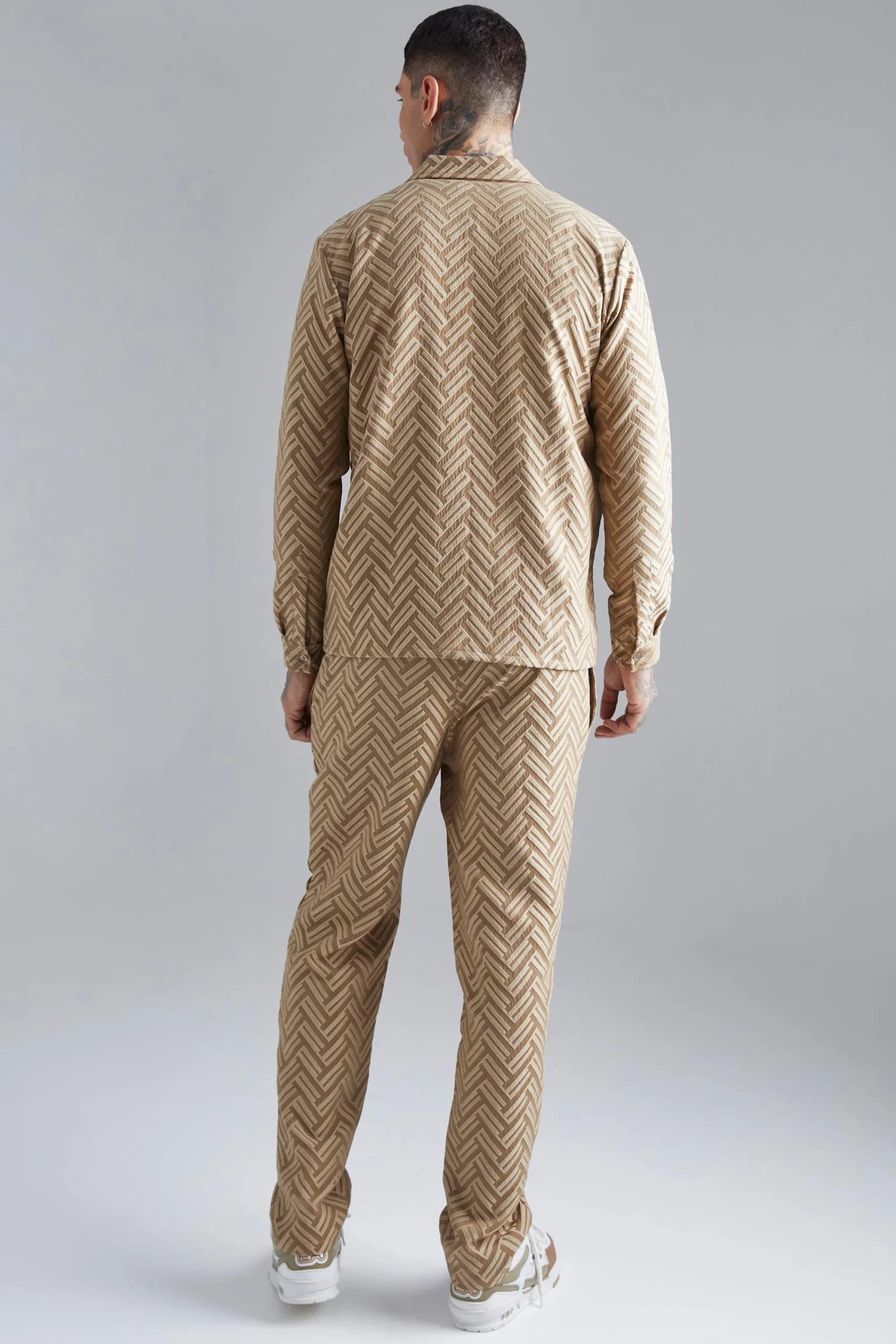 boohooMAN Tonal Geo Smart Zip Overshirt | UK| Shirts|Sets & Co-Ords