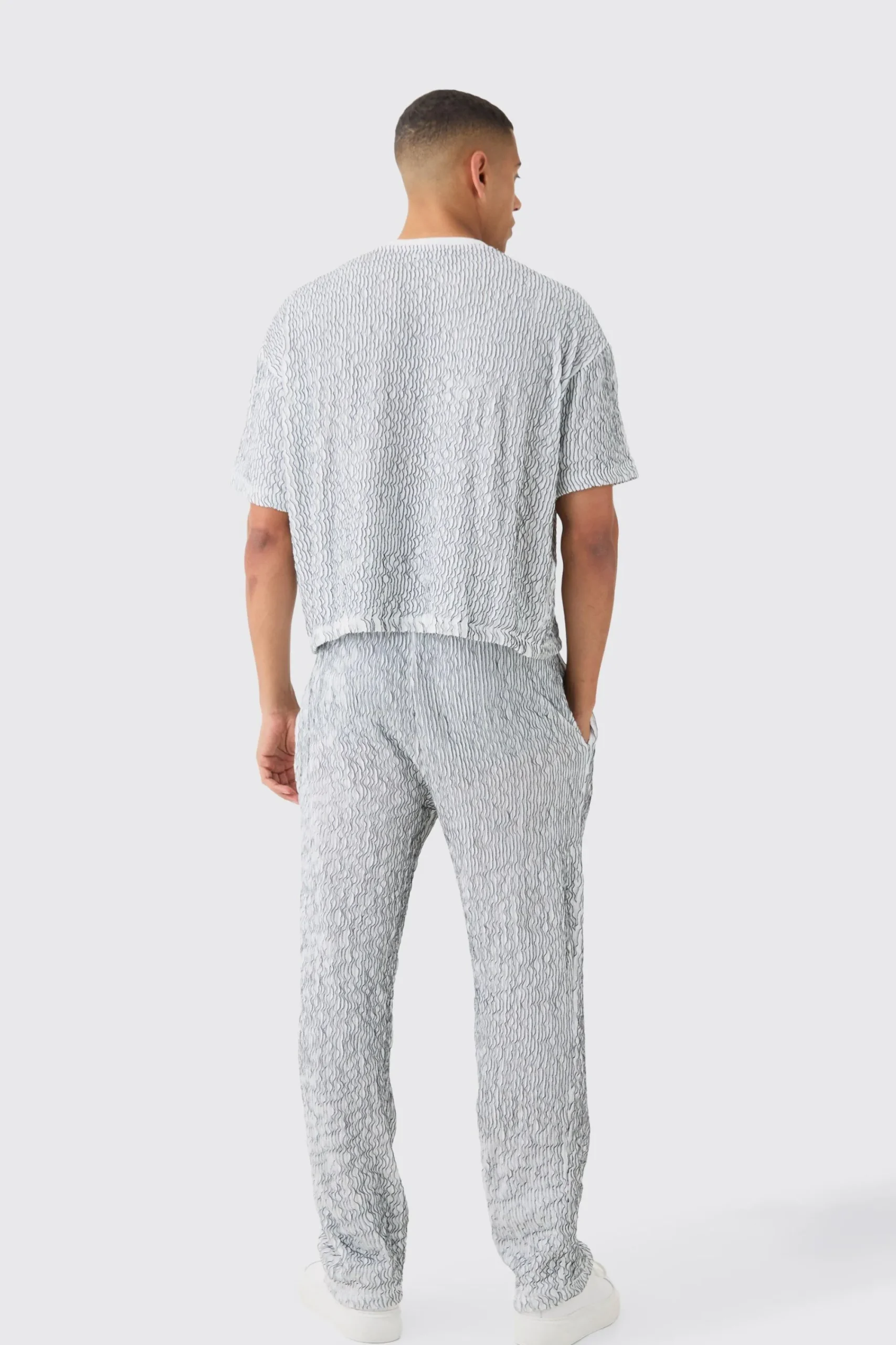 boohooMAN Two Tone Boxy Ripple Pleated T-shirt & Trouser | UK| Sets & Co-Ords