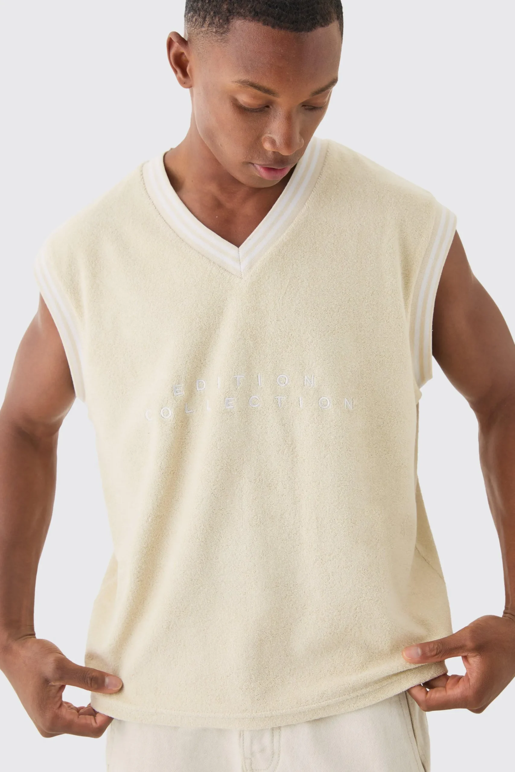 V Neck Limited Edition Towelling Sweater Vest | UK^boohooMAN